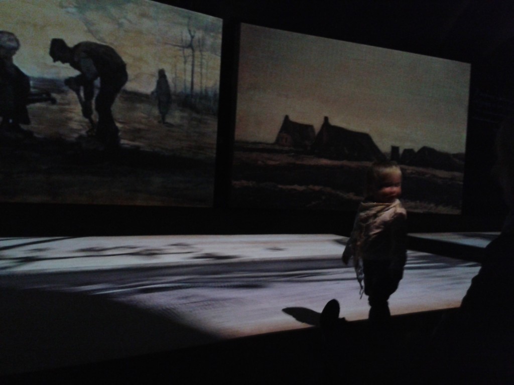 Il est tentant d'entrer dans ce monde mystérieux...