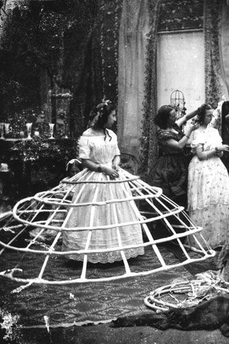 Crinoline victorienne, 1860, © London Stereoscopic Company