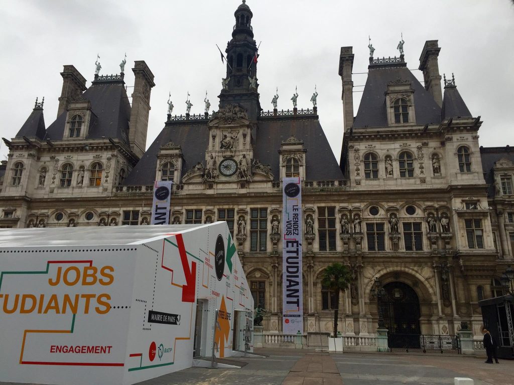 CROUS-Hotel de Ville-manifesto21