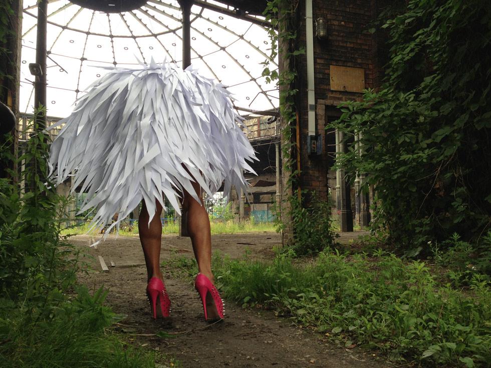 Cruising in High Heels © Simon Paetau