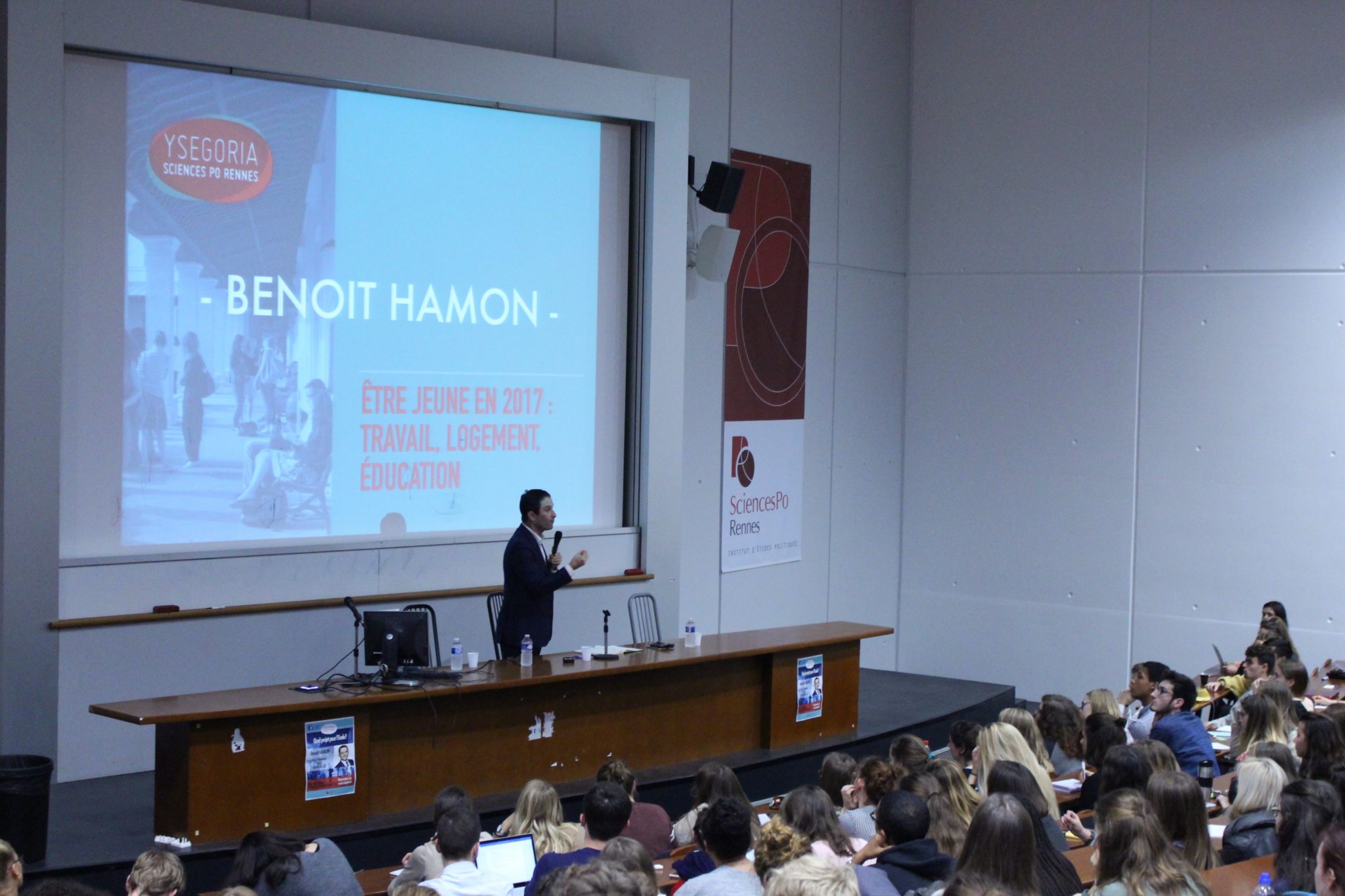 Benoît Hamon à Sciences Po Rennes