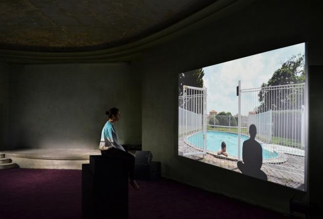 Installation au Palais de Tokyo lors de Do Disturb, Paris, avril 2016 © Clara Borgen