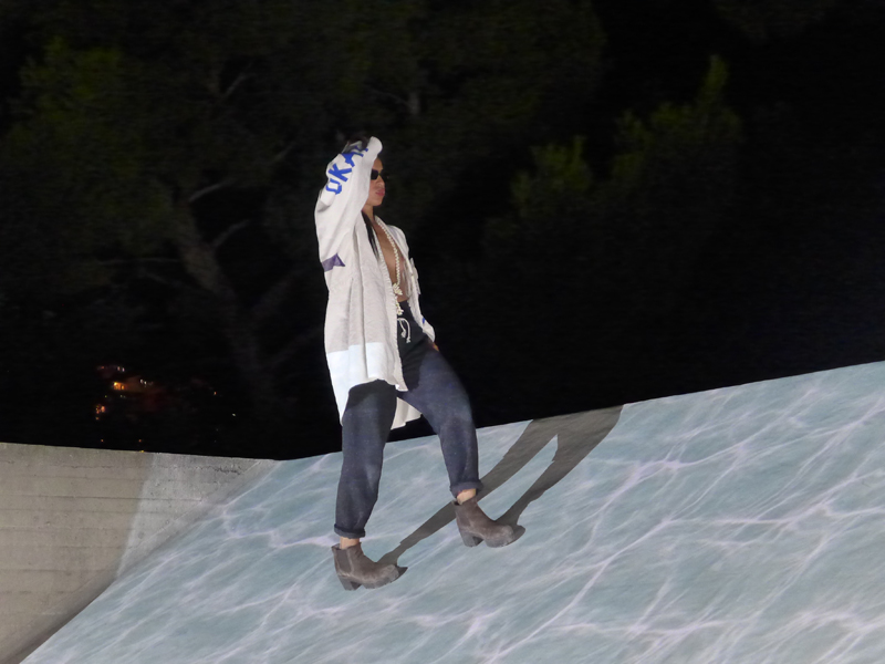 Anne-Lise Le Gac, La Caresse du Coma ft COACH, Villa Arson, Nice, 2016 © Céline Chazalviel